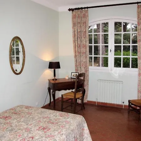 Sainte-maxime Sleeps 11 Pool Air Con Wifi Nyaraló Sainte-Maxime