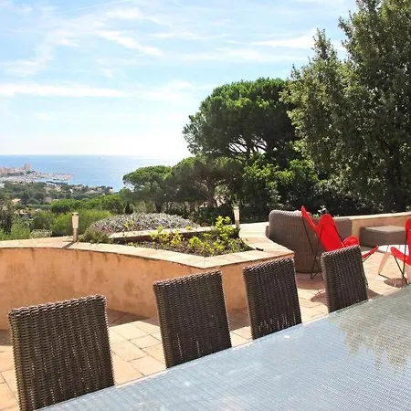 Nyaraló Sainte-maxime Sleeps 11 Pool Air Con Wifi Sainte-Maxime