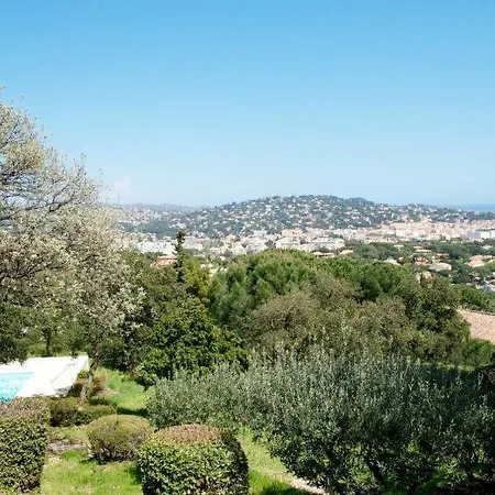 Sainte-maxime Sleeps 11 Pool Air Con Wifi Nyaraló *